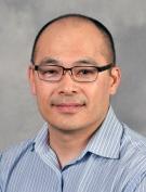 Joseph Chen，医学博士，法学博士